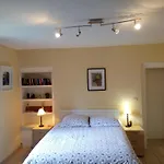 Moulin De La Fleuristerie Bed & Breakfast *