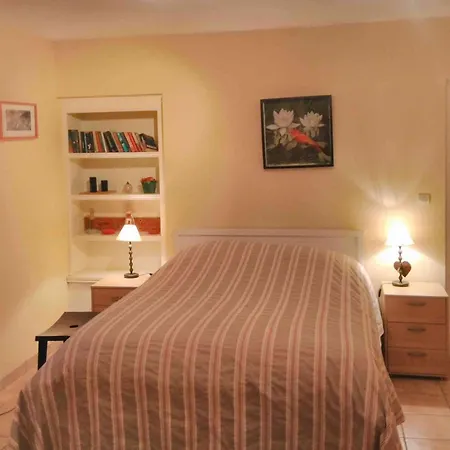 Moulin De La Fleuristerie Bed and Breakfast Orges