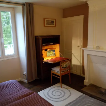 Moulin De La Fleuristerie Bed and Breakfast