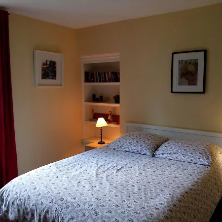Moulin De La Fleuristerie Bed & Breakfast Orges